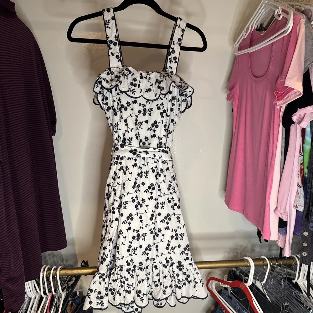 Ann Taylor Floral Embroidered Sun Dress Black and White Womens‎ Size XS